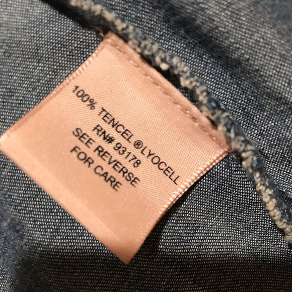 ▪️philosophy Lightweight Denim Dress - Picture 9 of 9